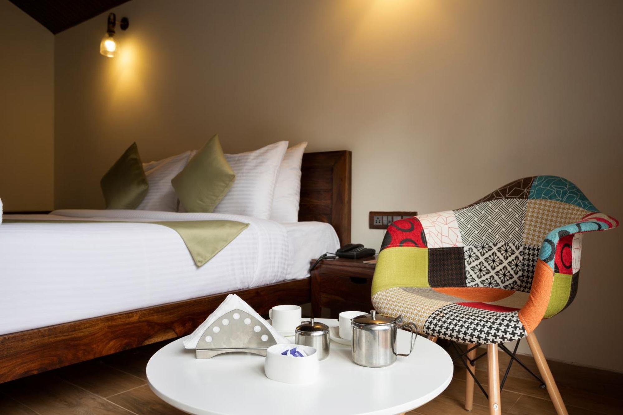 Stone Wood Premier Gokarna Hotell Gokarna  Eksteriør bilde