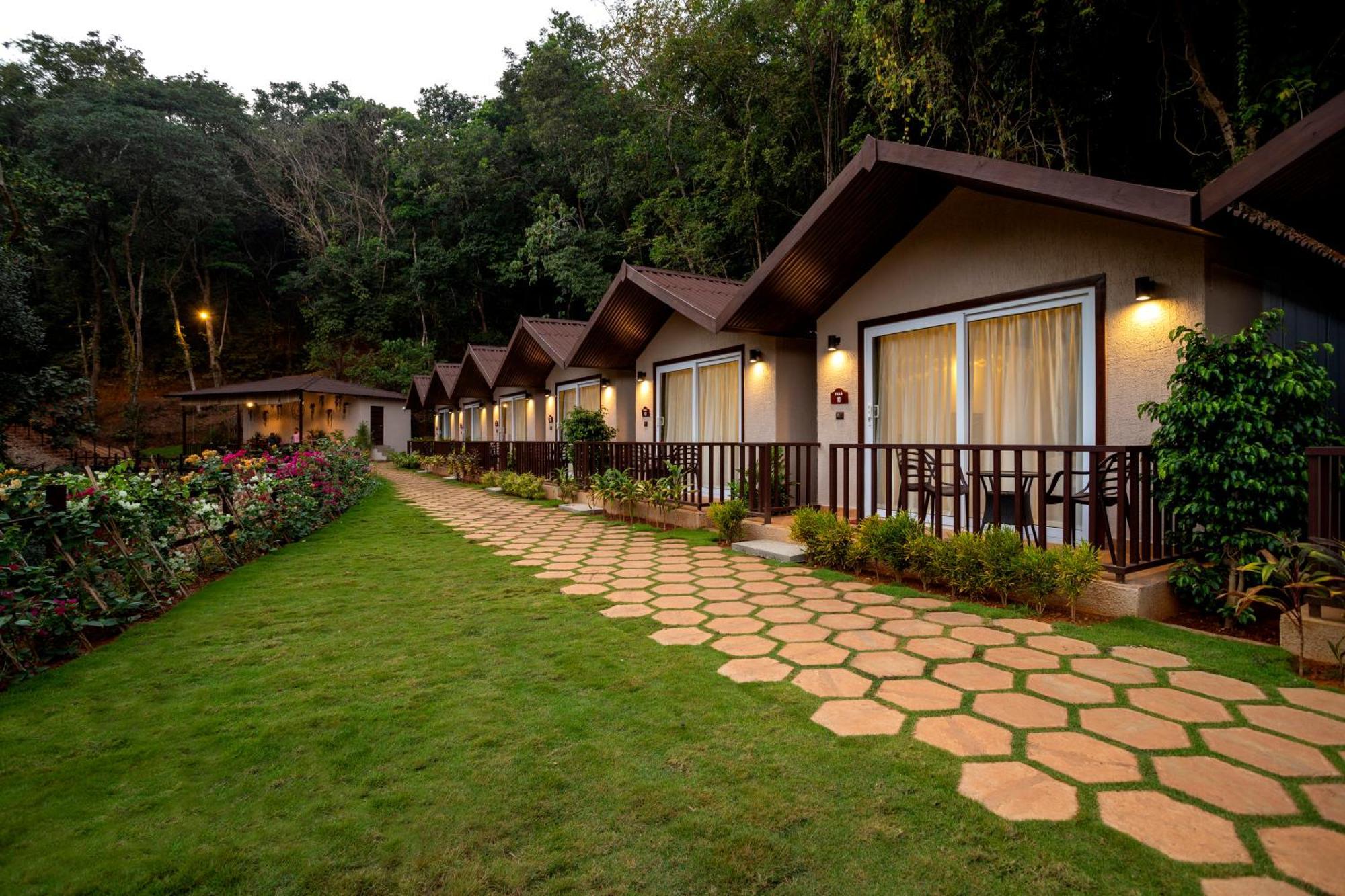 Stone Wood Premier Gokarna Hotell Gokarna  Eksteriør bilde