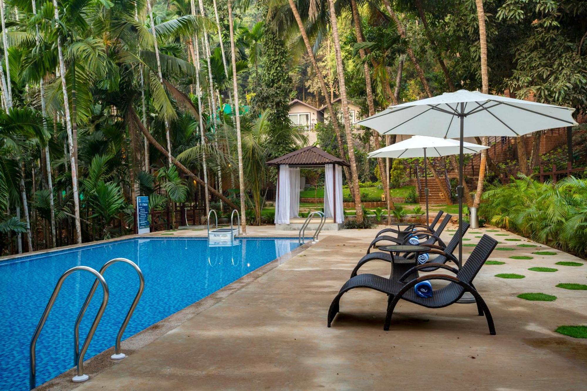 Stone Wood Premier Gokarna Hotell Gokarna  Eksteriør bilde