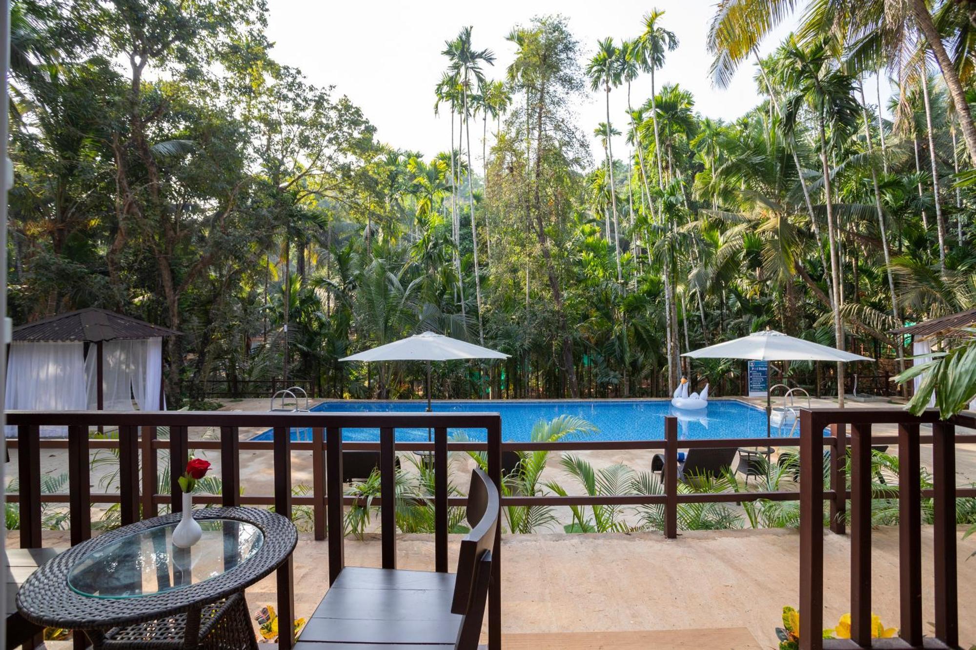 Stone Wood Premier Gokarna Hotell Gokarna  Eksteriør bilde
