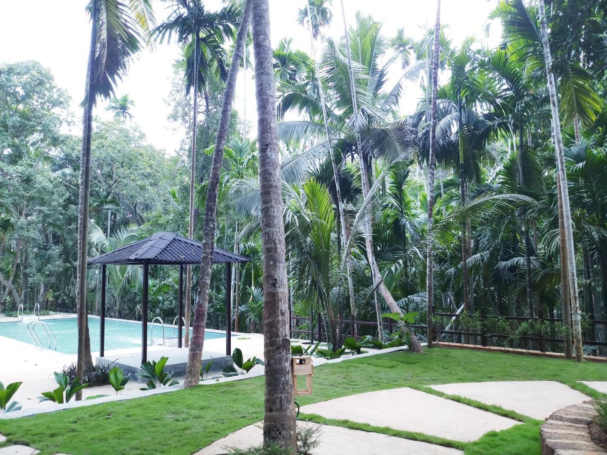 Stone Wood Premier Gokarna Hotell Gokarna  Eksteriør bilde