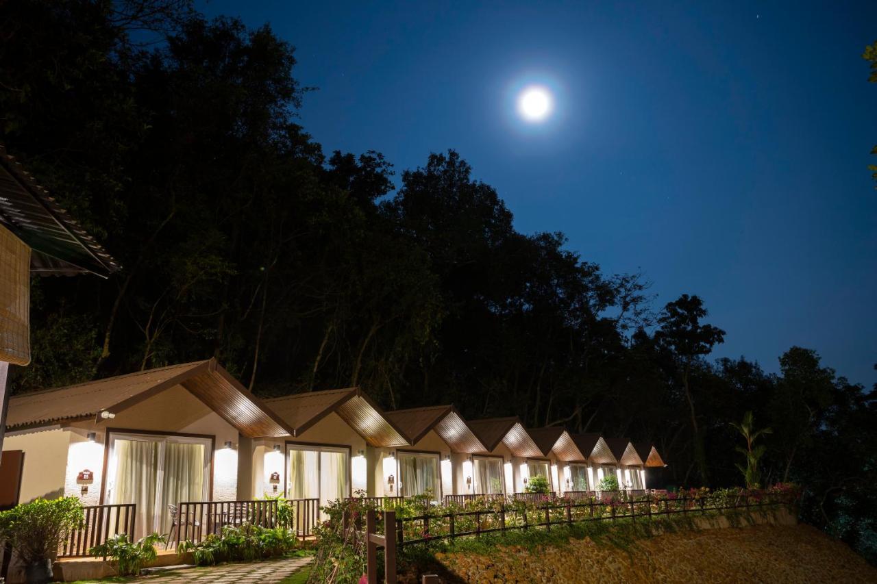 Stone Wood Premier Gokarna Hotell Gokarna  Eksteriør bilde
